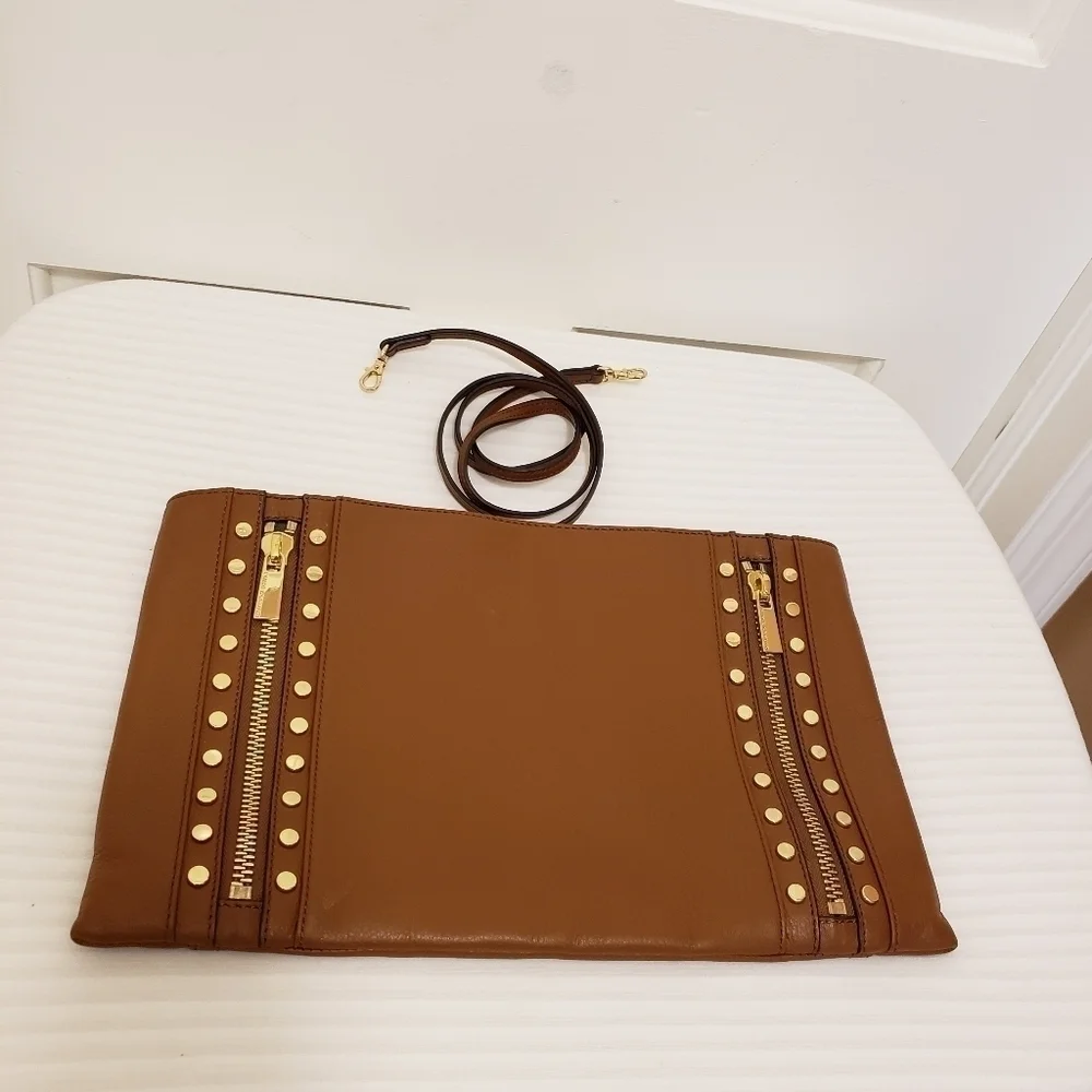 NWOT Vince Camuto Mocha Bisque In Color Leather Large Clutch/Crossbody, …